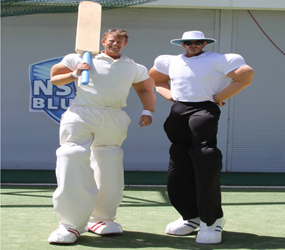CRICKET THEMED STILTS - CRICKETER & UMPIRE - SPORTS THEMED ENTERTAINMENT TO HIRE